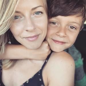 Meet your Posher, Alicia